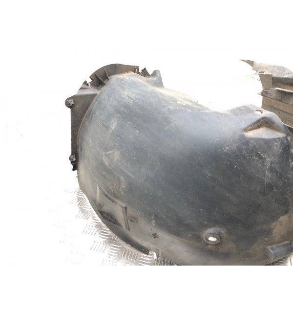 Защита арок передняя левая (подкрылок) бу для Peugeot 308 T7 1.6 i,  2008 г.