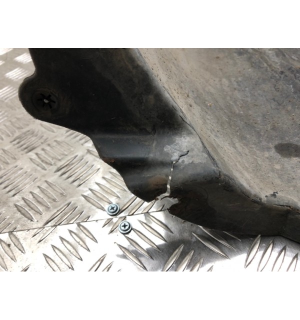 Защита арок передняя левая (подкрылок) бу для Peugeot 308 T7 1.6 i,  2008 г.