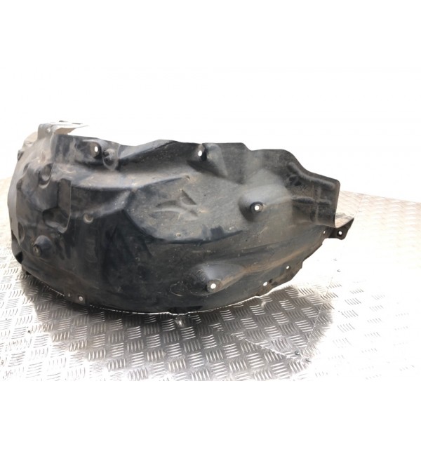 Защита арок передняя левая (подкрылок) бу для Land Rover Discovery 3 2.7 TD,  2007 г.