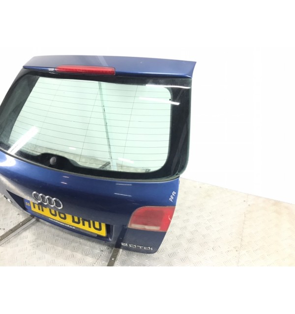 Крышка багажника бу для Audi A3 8P 2.0 TDi,  2006 г.