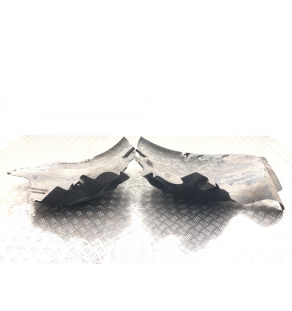 Защита арок передняя правая (подкрылок) бу для Mercedes Sprinter  2.2 CDi,  2016 г.