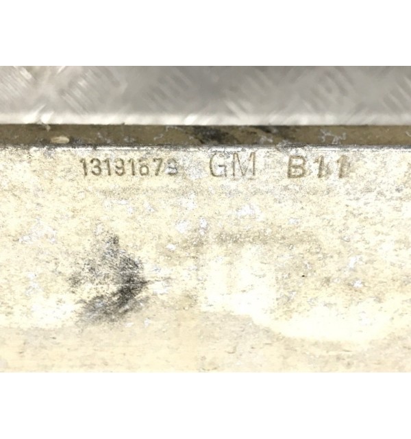 Панель передняя (телевизор) бу для Opel Corsa D 1.2 i,  2010 г.