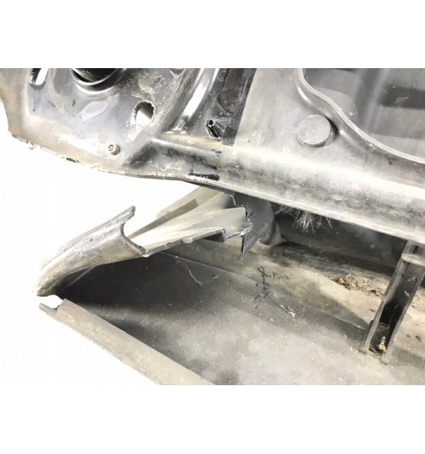 Панель передняя (телевизор) бу для BMW 3 E46 2.0 i,  2003 г.