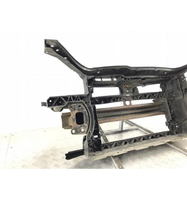 Панель передняя (телевизор) бу для Volkswagen Golf 5 1.9 TDi,  2008 г.