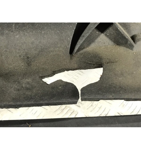 Панель передняя (телевизор) бу для BMW 1 E87/E81/E82/E88 2.0 TD,  2009 г.