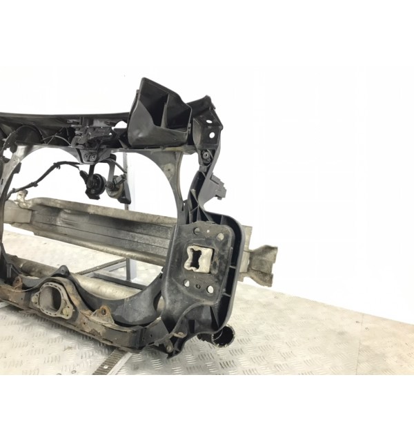 Панель передняя (телевизор) бу для Audi A6 C6 2.7 TDi,  2006 г.