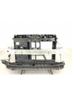 Панель передняя (телевизор) бу для Peugeot 208  1.0 i,  2013 г.