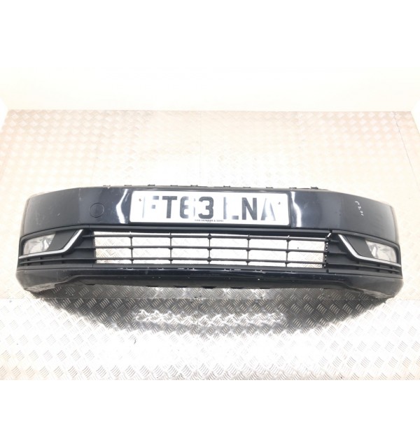 Бампер передний бу для Volkswagen Passat B7 1.6 TDi,  2014 г.