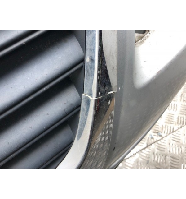 Бампер передний бу для Volkswagen Passat B6 2.0 TDi,  2007 г.