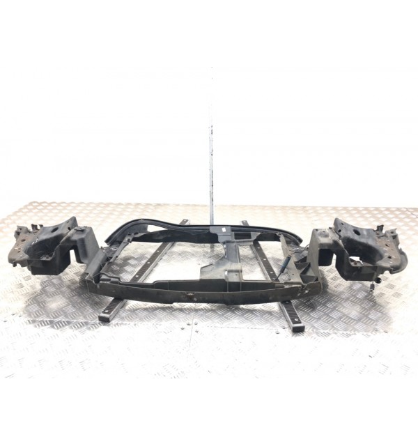 Панель передняя (телевизор) бу для Mini Cooper R50 1.6 Ti,  2003 г.