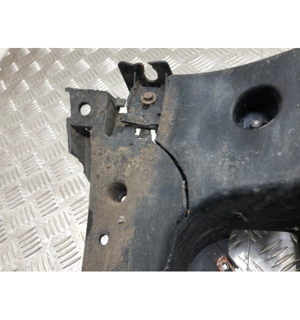 Панель передняя (телевизор) бу для Mini Cooper R50 1.6 Ti,  2003 г.