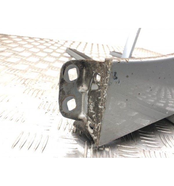 Крыло переднее левое бу для Mercedes R W251 3.0 CDI,  2006 г.