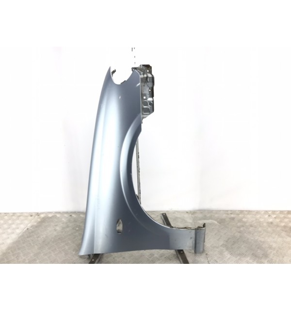 Крыло переднее правое бу для Nissan Almera N16 1.5 i,  2005 г.