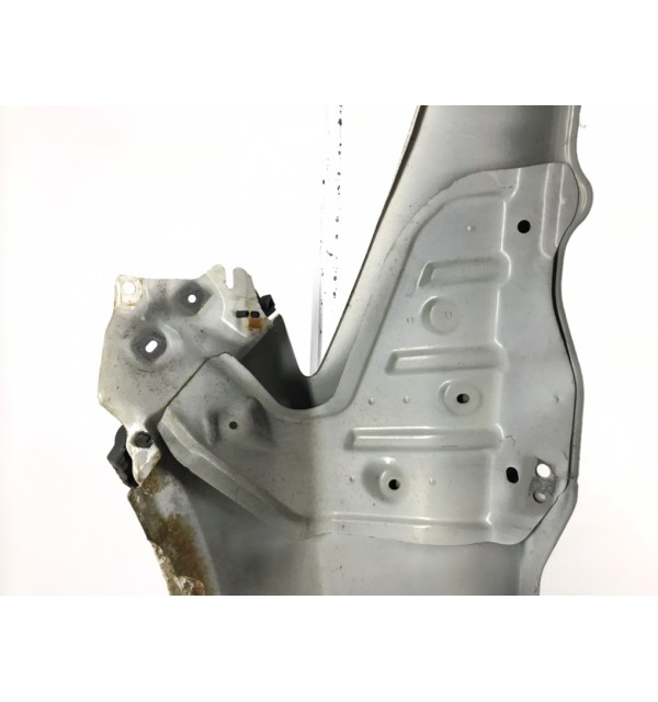 Крыло переднее правое бу для Mazda 6  2 2.2 TD,  2010 г.