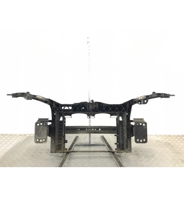 Панель передняя (телевизор) бу для Ford Fiesta 5 1.4 TDCi,  2005 г.