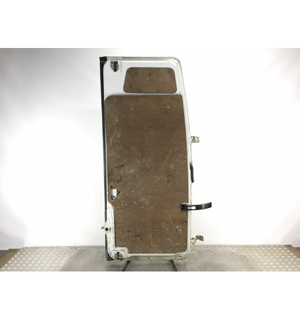 Дверь задняя распашная левая бу для Mercedes Sprinter  2.2 CDi,  2016 г.