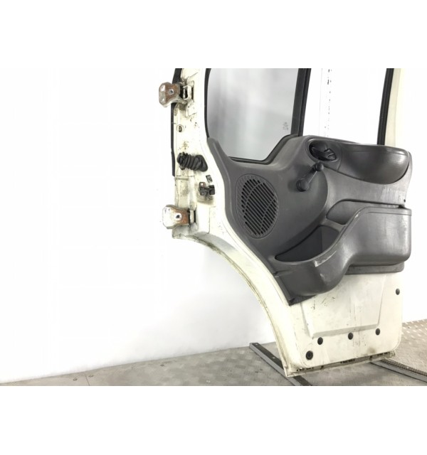 Дверь передняя правая бу для Ford Transit 6 2.0 TD,  2006 г.