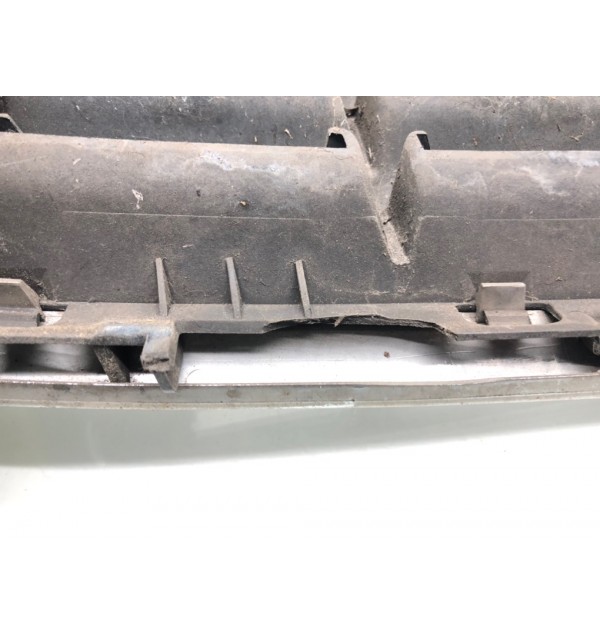 Решетка радиатора бу для Audi A4 B6 1.8 Ti,  2004 г.