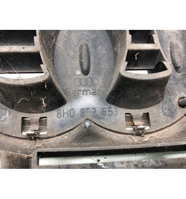 Решетка радиатора бу для Audi A4 B6 1.8 Ti,  2004 г.