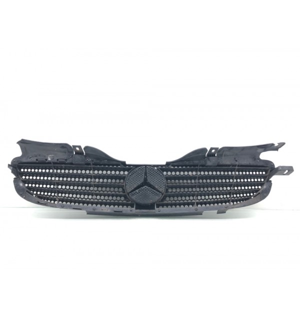 Решетка радиатора бу для Mercedes SLK R170 3.2 i,  2001 г.