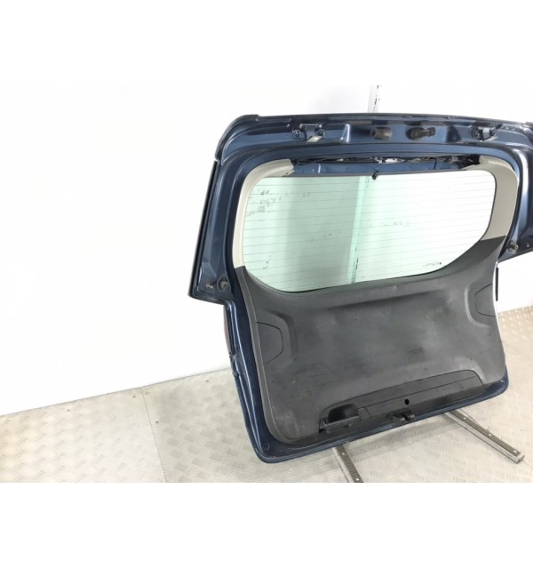 Крышка багажника бу для Opel Zafira C 2.0 CDTi,  2013 г.