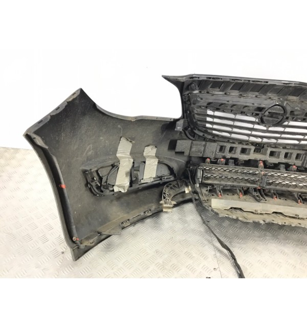 Бампер передний бу для Opel Insignia 1 2.0 CDTi,  2015 г.