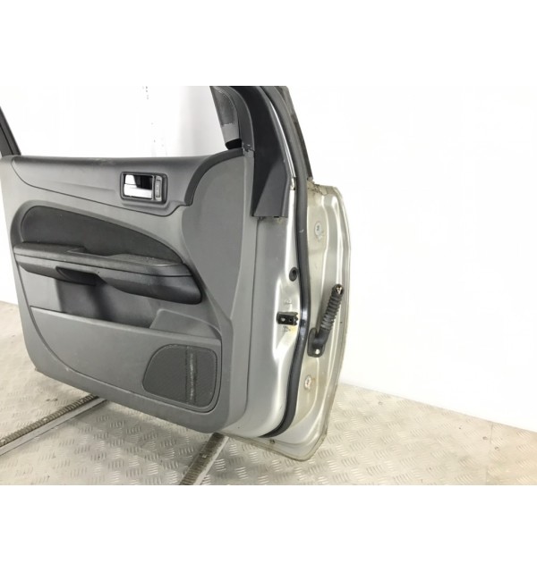 Дверь передняя левая бу для Ford Focus 2 1.6 TDCi,  2010 г.