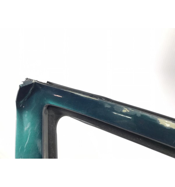 Дверь передняя правая бу для Volvo V70 2 2.4 i,  2000 г.