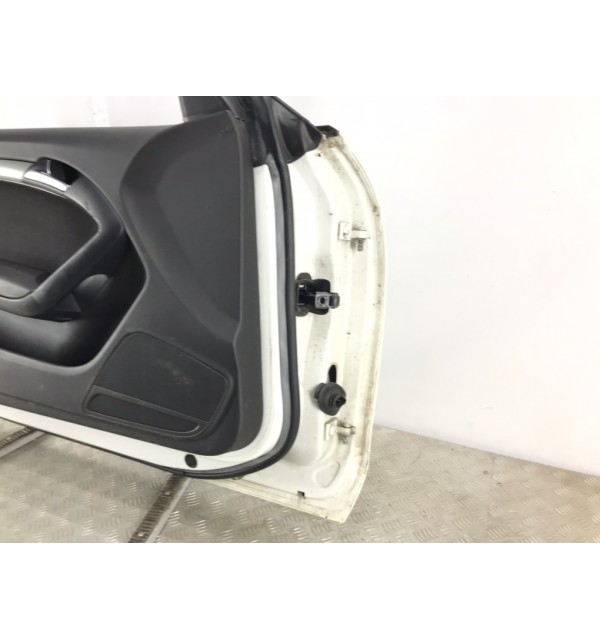 Дверь передняя левая бу для Audi A5  2.0 TFSi,  2009 г.