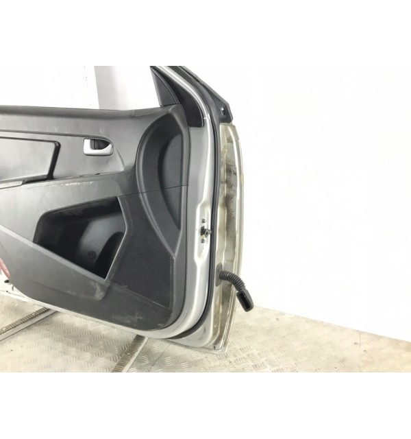 Дверь передняя левая бу для Kia Sportage 3 1.7 CRDi,  2011 г.