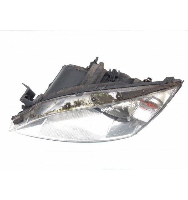 Фара левая бу для Ford Mondeo 3 1.8 i,  2005 г.