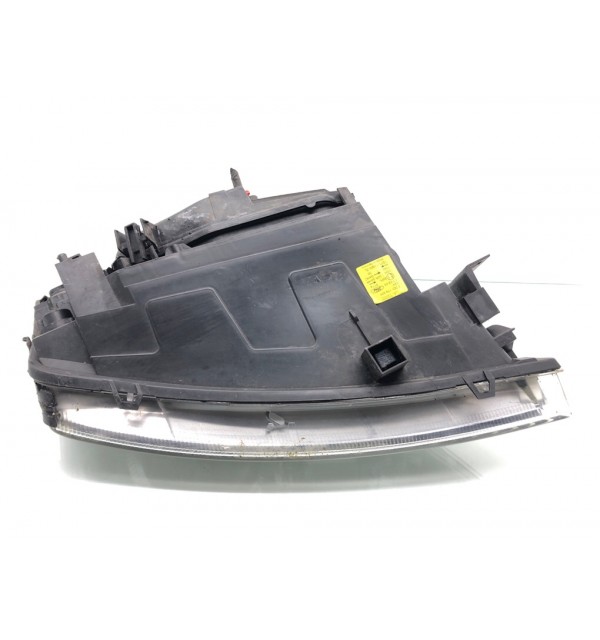 Фара левая бу для Ford Mondeo 3 1.8 i,  2005 г.