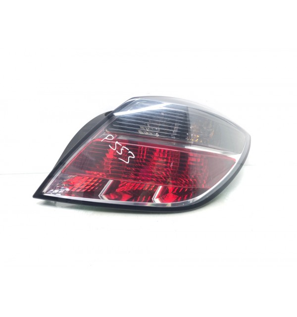 Фонарь задний правый бу для Opel Astra H 1.8 i,  2007 г.