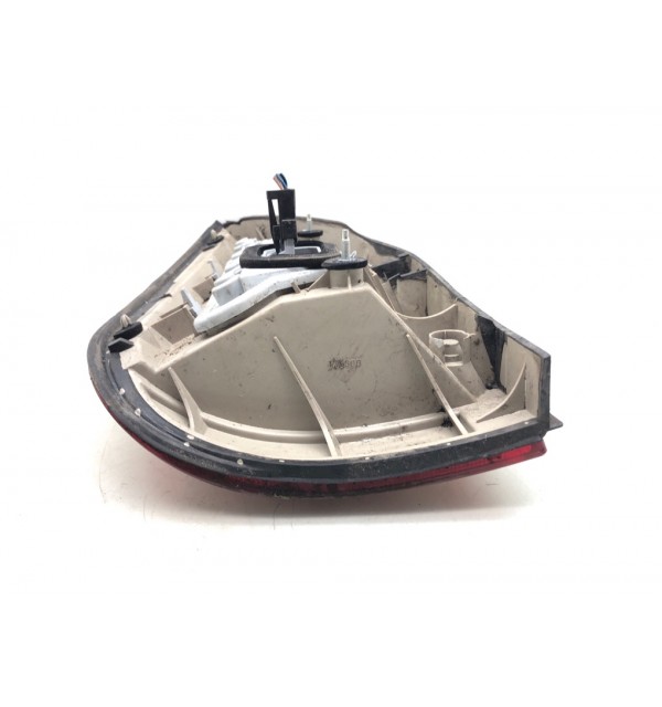 Фонарь задний правый бу для Opel Zafira A 1.6 i,  2004 г.