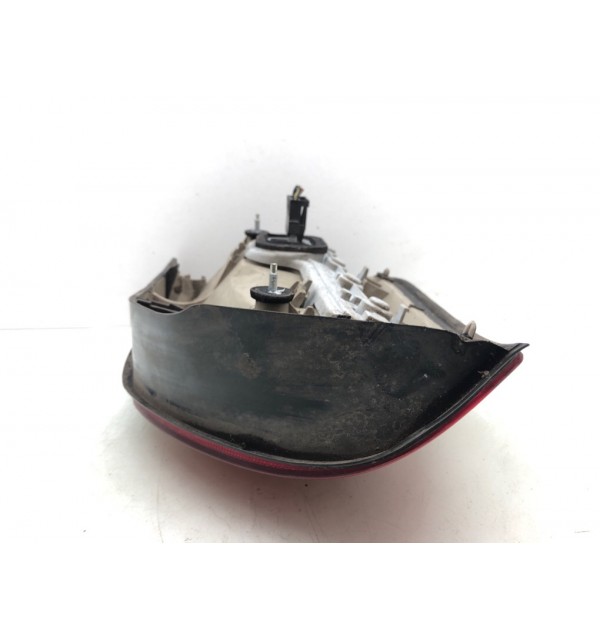 Фонарь задний правый бу для Opel Zafira A 1.6 i,  2004 г.