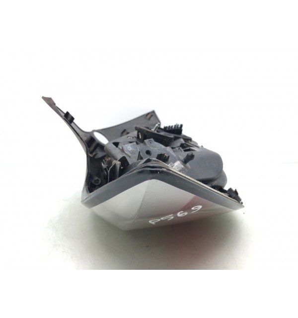 Фонарь задний правый бу для Opel Astra H 1.6 i,  2005 г.