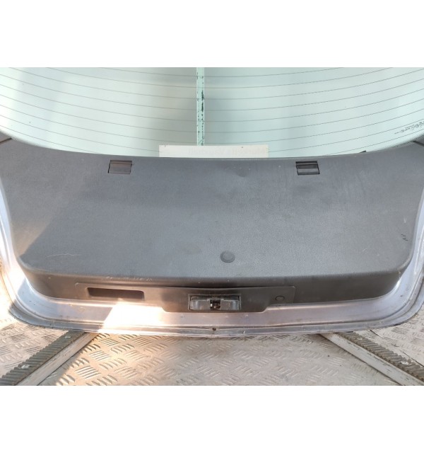 Крышка багажника бу для Opel Astra H 1.6 i,  2005 г.