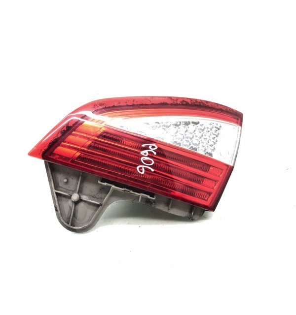 Фонарь крышки багажника правый бу для Ford Mondeo 4 2.0 TDCi,  2008 г.