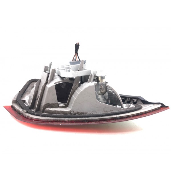 Фонарь крышки багажника правый бу для Ford Mondeo 4 2.0 TDCi,  2008 г.