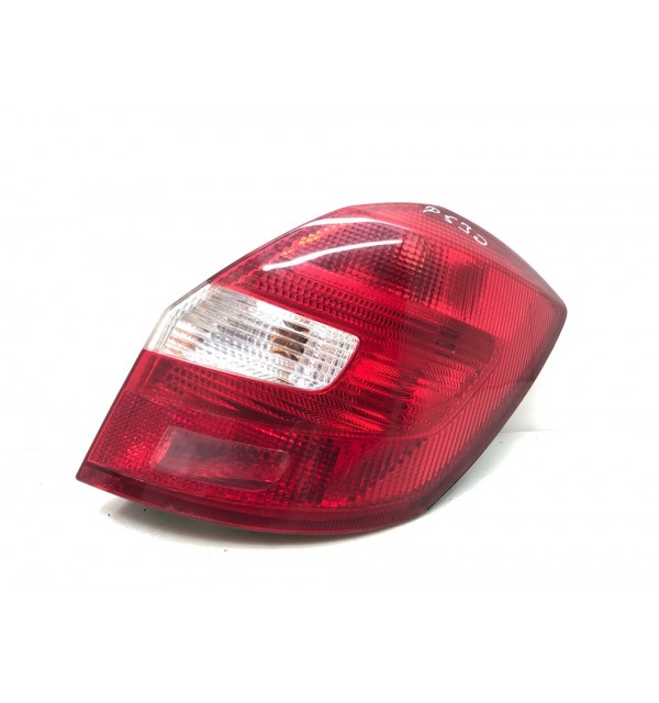 Фонарь задний правый бу для Skoda Fabia 2 1.6 TDi,  2011 г.