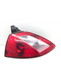 Фонарь задний левый бу для Renault Megane 2 1.6 i,  2005 г.