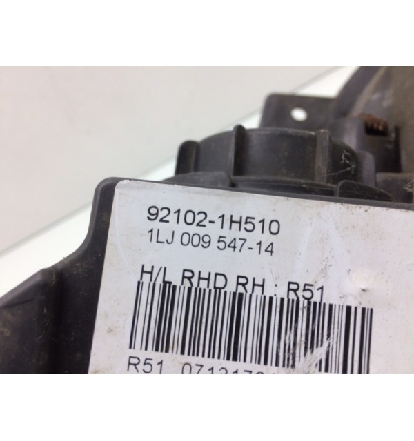 Фара правая бу для Kia Ceed Pro 1.6 i,  2009 г.