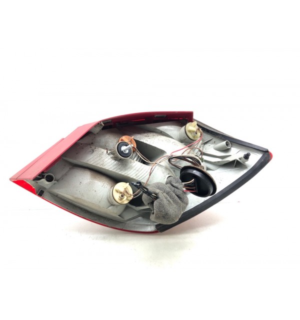 Фонарь задний левый бу для Skoda Fabia 2 1.6 TDi,  2011 г.