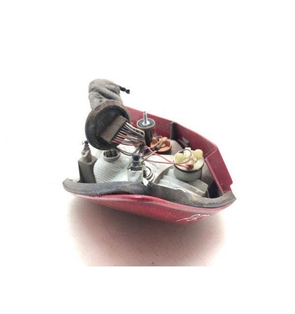 Фонарь задний левый бу для Skoda Fabia 2 1.6 TDi,  2011 г.