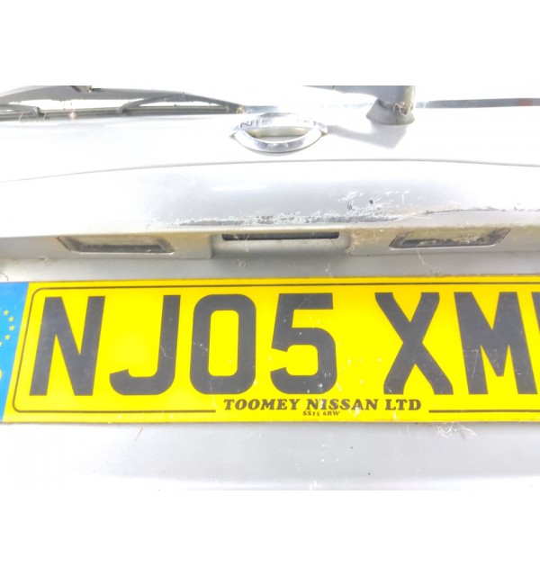 Крышка багажника бу для Nissan Almera N16 2.2 DCi,  2005 г.