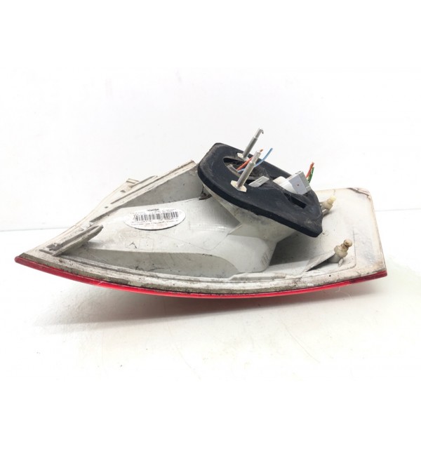 Фонарь задний левый бу для Ford Kuga 1 2.0 TDCi,  2009 г.