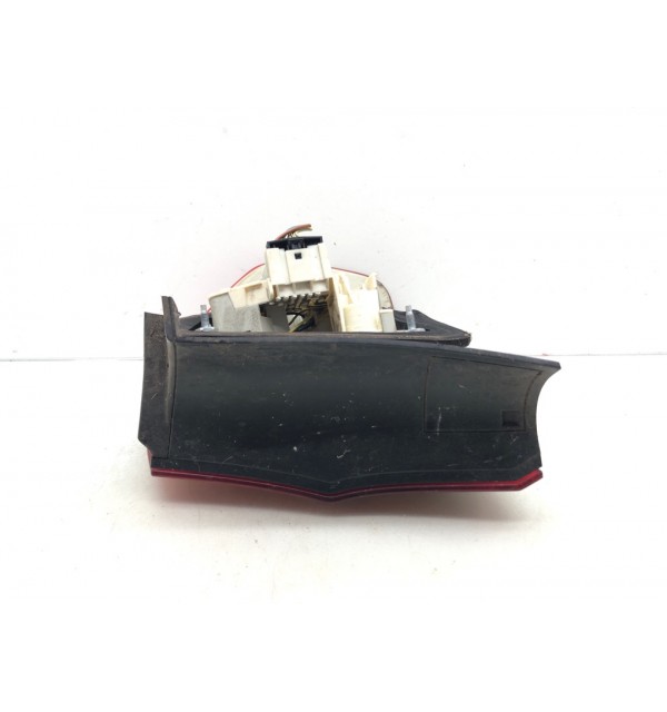 Фонарь задний левый бу для BMW 3 E90/E91/E92/E93 2.0 TD,  2009 г.