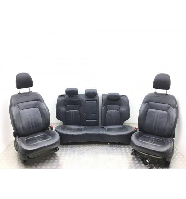 Салон (комплект сидений) бу для Kia Sportage 3 2.0 CRDi,  2011 г.