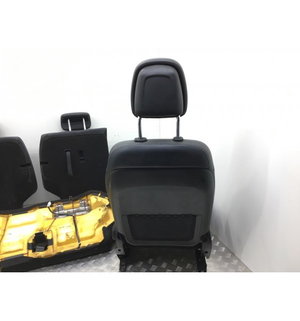 Салон (комплект сидений) бу для Kia Sportage 3 2.0 CRDi,  2011 г.