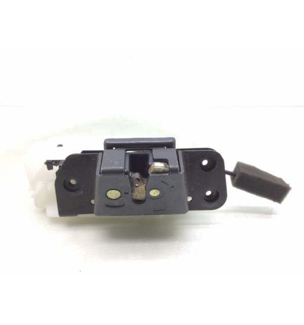 Замок багажника бу для Honda Civic 7 1.4 i,  2003 г.